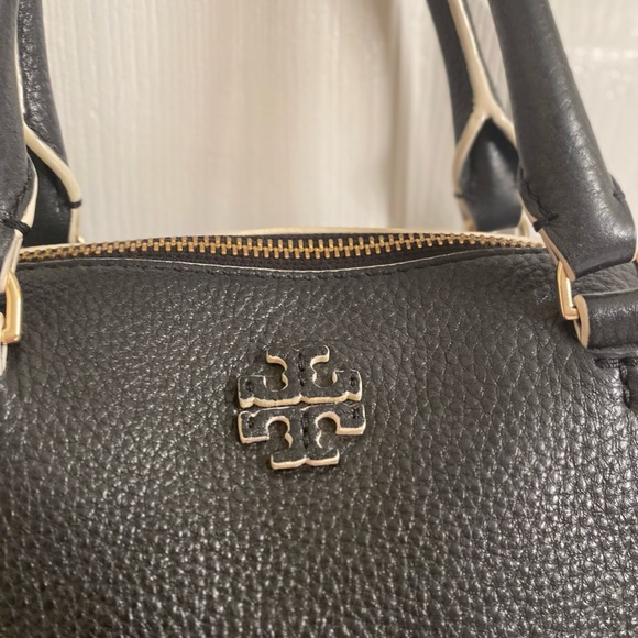 Tory Burch Berkeley Slouchy Satchel - Picture 7 of 9